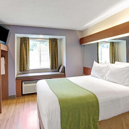 Microtel Inn & Suites By Wyndham צ'ירוקי מראה חיצוני תמונה