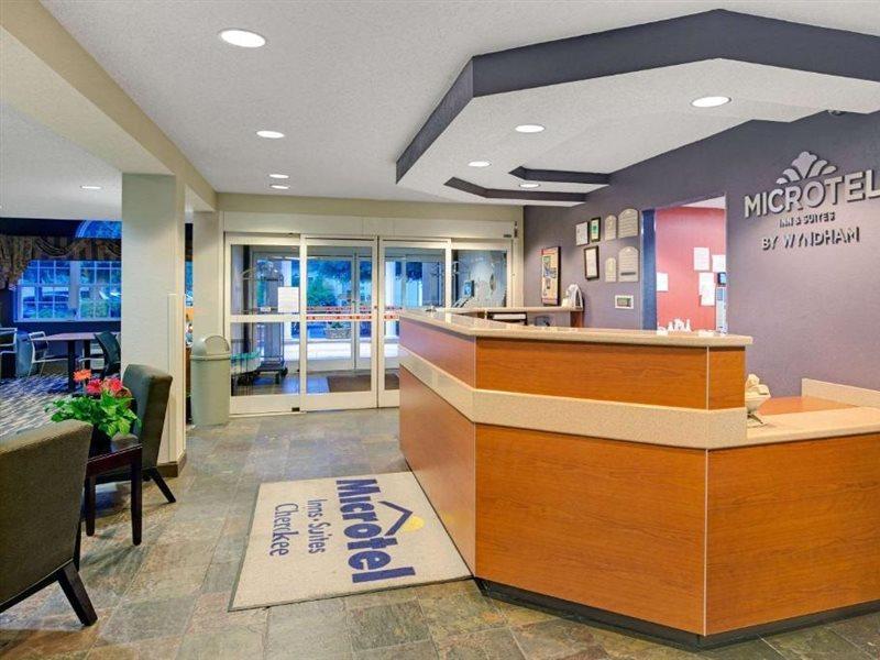 Microtel Inn & Suites By Wyndham צ'ירוקי מראה חיצוני תמונה