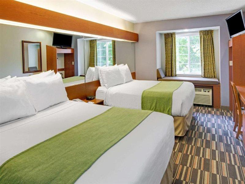 Microtel Inn & Suites By Wyndham צ'ירוקי מראה חיצוני תמונה