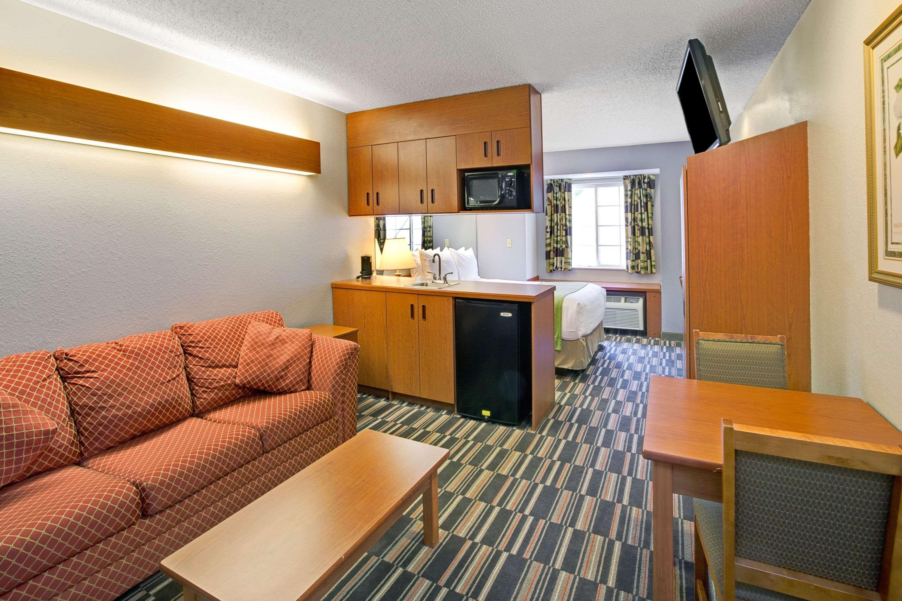 Microtel Inn & Suites By Wyndham צ'ירוקי מראה חיצוני תמונה